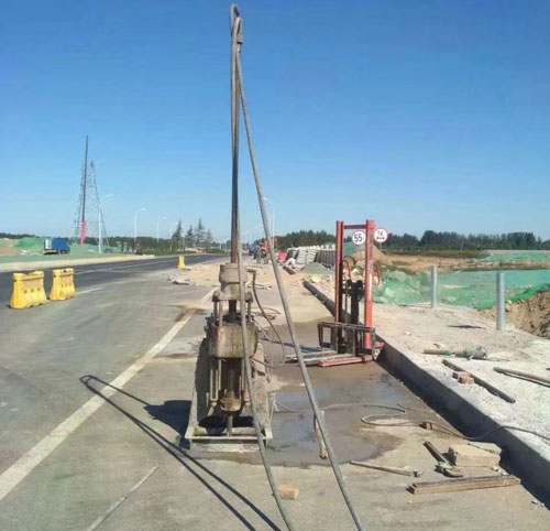 綦江公路高聚物注浆加固